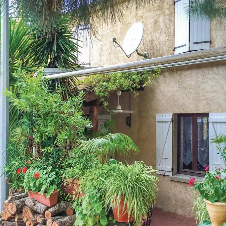 Сasa de vacaciones Three-bedroom Holiday In Figari *